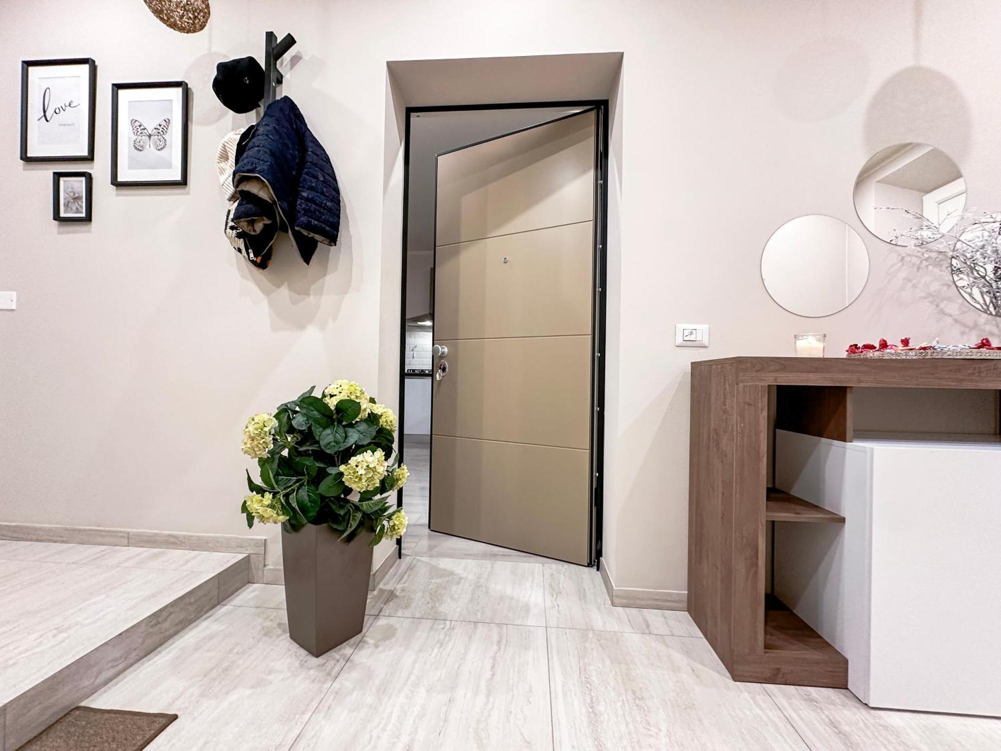 La Rosa Dei Venti Con Parcheggio E Ampio Giardino In Centro Apartment ลุคคา ภายนอก รูปภาพ